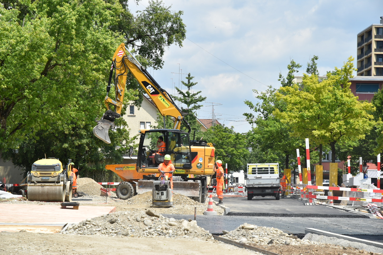 Belagseinbau an der Seestrasse